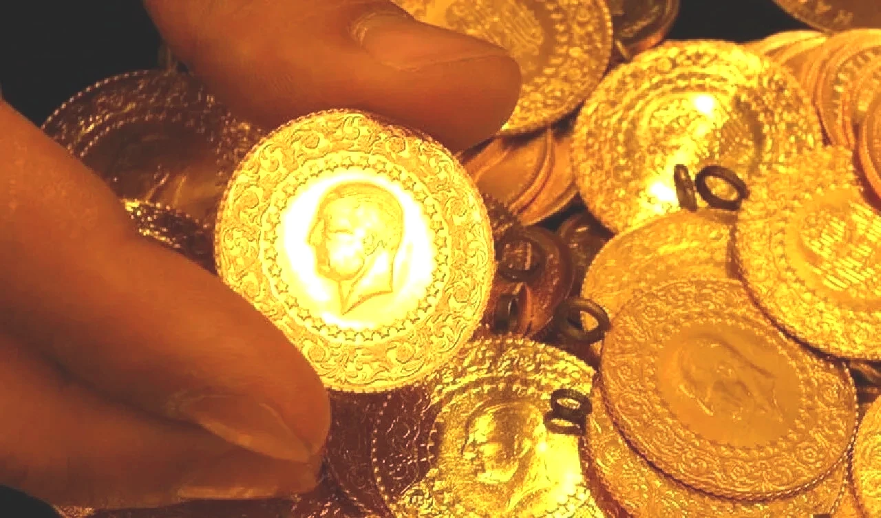 Altında yeni rekor sinyali! 2 dev bankadan sürpriz hamle