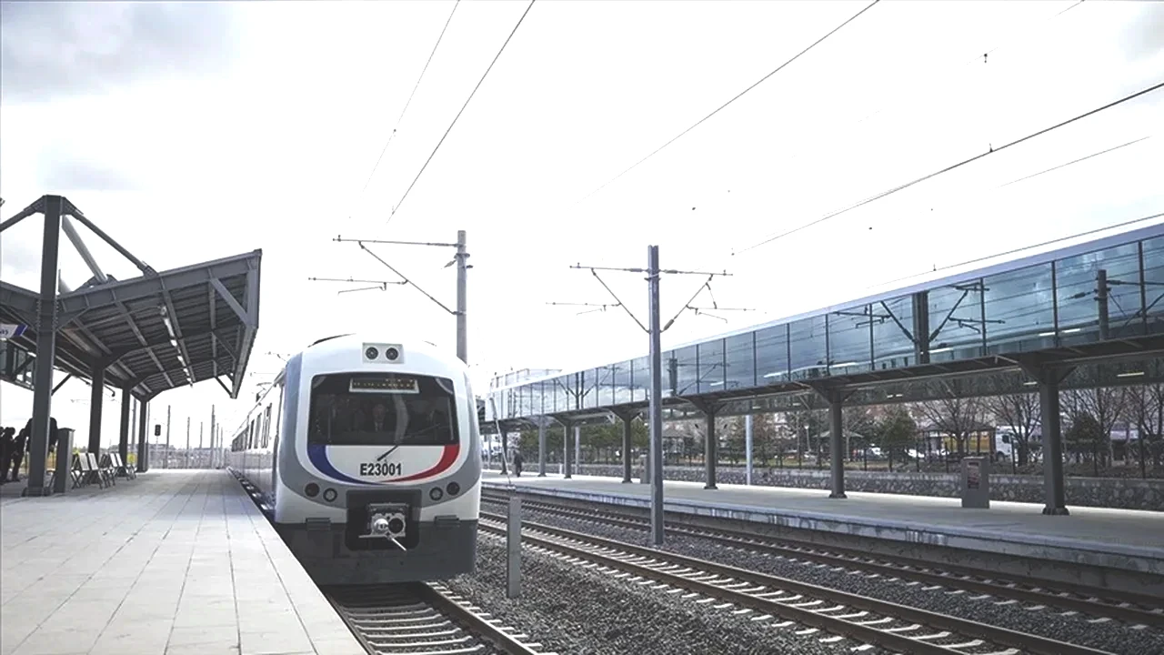 Bayram yolculukları ücretsiz: Marmaray, Başkentray, İZBAN ve metrolarda düzenleme