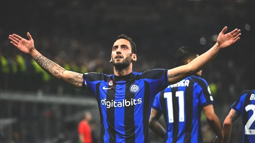 Fenerbahçe Vites Artırdı: Hakan Çalhanoğlu İçin Kritik Hafta - Resim: 3