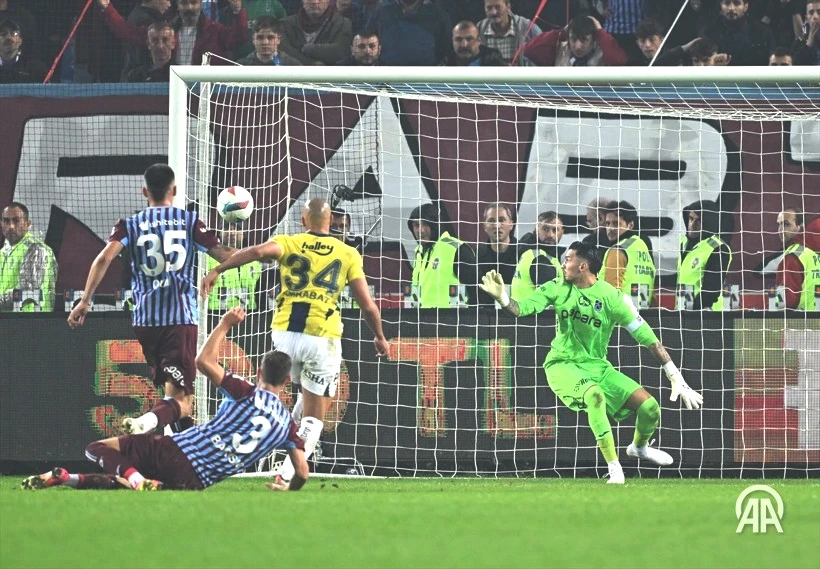 Fenerbahçe'ye Piyango! Juventus Sıcak Bakıyor - Resim: 2