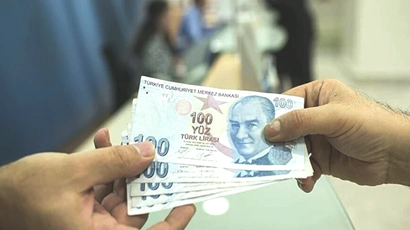 Bankalar Kesenin Ağzını Açtı: Ağustos Ayında Emekliler Bayram Edecek! 27 bin TL’ye Varan Promosyon Hesaplara Yatırılıyor - Resim: 2