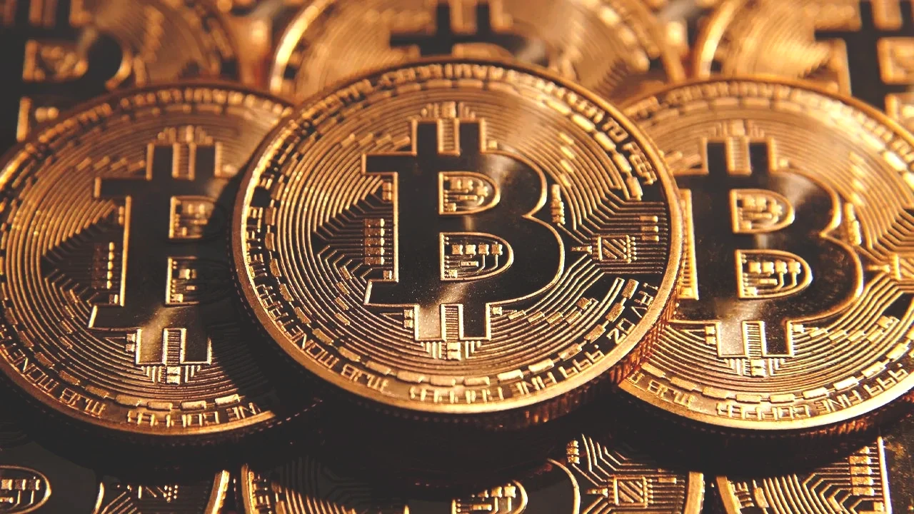 Tam 7 büyük şirket Bitcoin fiyatı için gözünü yükseklere dikti!
