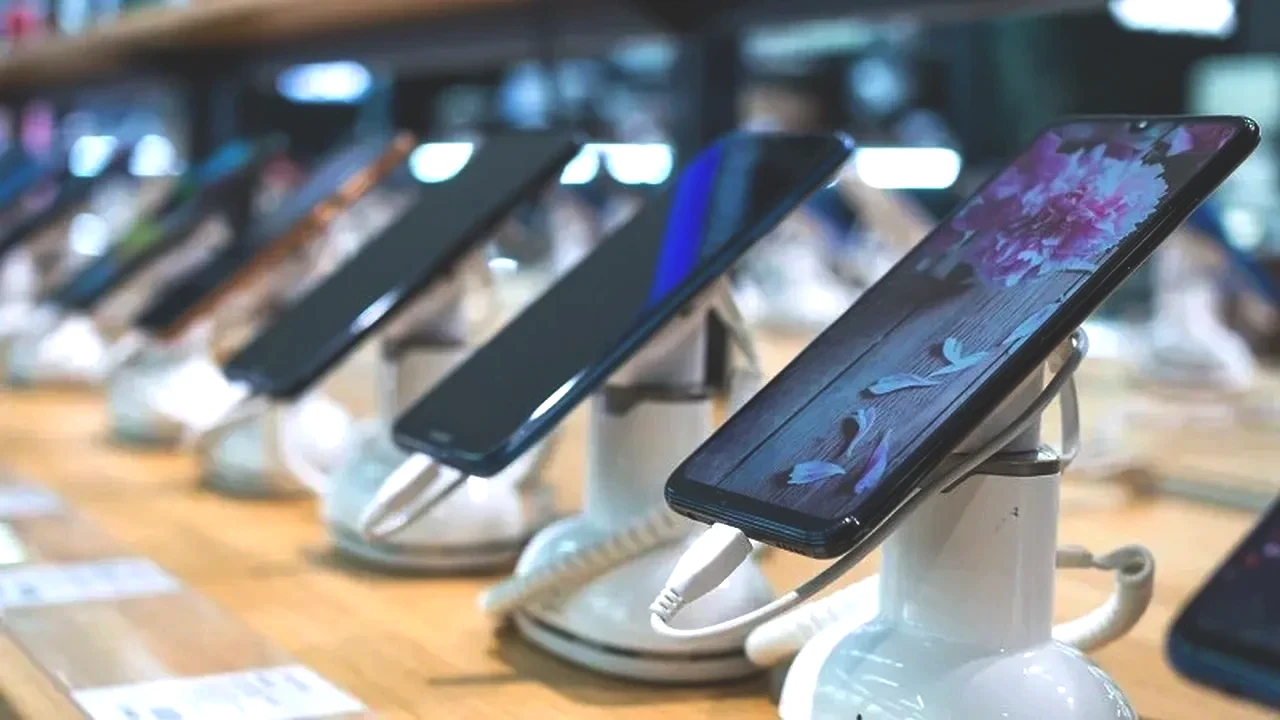 Telefon ve tabletler için yeni düzenleme! BTK'dan Avrupa Birliği hamlesi: 7 Yıl garanti zorunluluğu geliyor